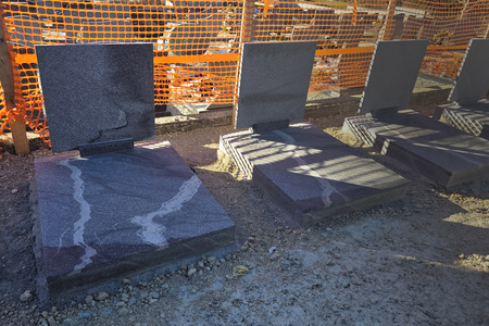 Žarni zid pokopališče Rakek Foto Marko Rupar (7)